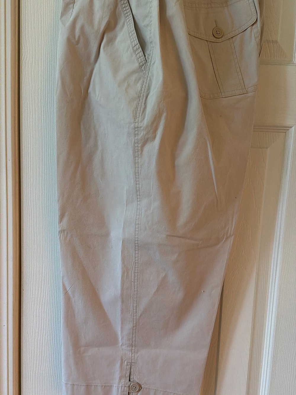 Talbots Women's Stretch Capris in Light Beige